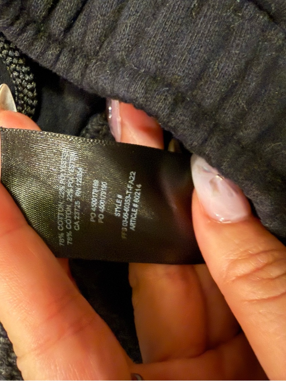 Aritzia TNA Mega Cargo - black, sz small - Picture 7 of 7